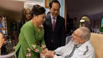 Mười ngày và một giờ