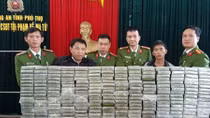 Triệt phá đường dây vận chuyển 300 bánh heroin