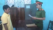 Say rượu, con rể phóng hỏa đốt nhà bố vợ