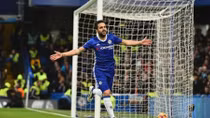 Fabregas, thiên tài hay một chàng trai lận đận?