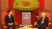 Tổng Bí thư, Chủ tịch nước Nguyễn Phú Trọng tiếp Đặc phái viên của Thủ tướng Nhật Bản