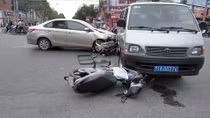 Va chạm liên hoàn trên Quốc lộ 60