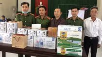 Về làng làm thủ tục cấp căn cước công dân 