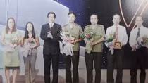 Lưu Vinh - "lão nông" cần cù trên "cánh đồng" chữ