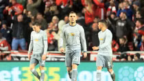 Thua đội hạng nhất, Man Utd rời Cup Liên đoàn Anh