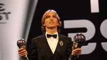  Luka Modric đoạt danh hiệu cầu thủ xuất sắc nhất thế giới