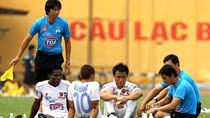 Cầu thủ Thái Lan và sức hút "kim tiền" của V.League