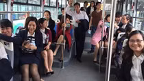 Người dân hào hứng với loại hình phương tiện mới