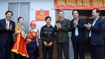 Chuyện làm nhà mới ở Mường Nhé