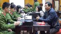 Đẩy nhanh tiến độ cấp thẻ căn cước công dân gắn chíp điện tử