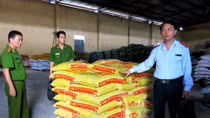 Phát hiện một số doanh nghiệp dùng hóa chất làm tăng độ đạm trong thức ăn chăn nuôi