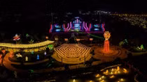 Mê mẩn ngắm những chiếc đèn lồng “chuẩn Disneyland” ngay tại Việt Nam
