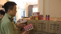 Tạm giữ gần 2 tấn pháo điện không rõ nguồn gốc