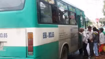 Hướng đến sử dụng xe buýt thân thiện với môi trường