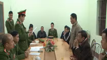Bắt thêm 2 cán bộ xã chia sai hàng vạn mét đất