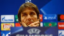 Antonio Conte thừa nhận Chelsea thua “tâm phục khẩu phục” trước Roma