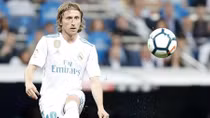 Real liệu có để Luka Modic "nối gót" Ronaldo?