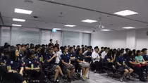 "Loạn" học phí trường ngoài công lập