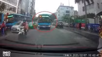 Đình chỉ tài xế xe buýt chạy lấn làn còn chửi bới, đòi ưu tiên 