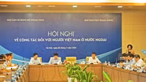Hoàn thiện cơ chế, chính sách để thu hút nguồn lực của người Việt Nam ở nước ngoài