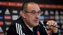 Bị loại tại Champions league, Juventus sa thải HLV Sarri