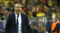 Sóng gió thử thách bản lĩnh Zidane