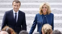 Tiết lộ mới về chuyện tình của vợ chồng Tổng thống Pháp Macron