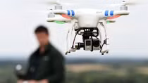 Bộ Quốc phòng đề xuất kiểm soát chặt việc sử dụng flycam