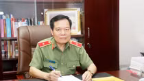 Học và làm theo Bác bằng những việc thiết thực phục vụ nhân dân