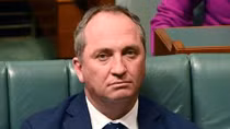 Tranh cãi về vụ từ chức của Phó Thủ tướng Barnaby Joyce
