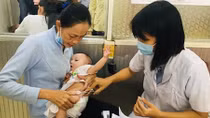 Thông tin ban đầu về cháu bé tử vong sau tiêm vaccine ở Hà Nội 
