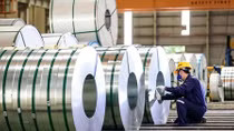 Mùng 1 Tết, Tập đoàn Hoa Sen đã ký hợp đồng xuất khẩu 4.300 tấn tôn, trị giá 3,7 triệu USD đi châu Mỹ