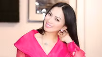 Ca sĩ Hà Phương: Làm điện ảnh vì không muốn là "bình hoa di động" bên chồng'