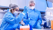 Nguy cơ độc quyền khi có vaccine COVID-19