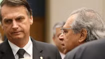 Đằng sau cuộc điều tra cố vấn kinh tế của ứng viên tổng thống Brazil Jair Bolsonaro