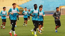 V.league sắp trở lại, Hà Nội FC ráo riết luyện quân