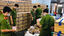 Lợi dụng dịch bệnh để sản xuất, mua bán hàng giả nhằm trục lợi là tội ác