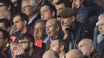 Pep Guardiola lặng lẽ theo dõi trận bán kết tại Nou Camp
