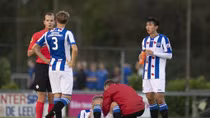 Heerenveen "thảm bại", CĐV Việt Nam "buồn vui" lẫn lộn