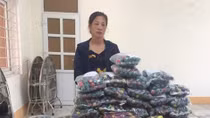 Giấu pháo trong tủ quần áo, giường ngủ để bán trong dịp Tết