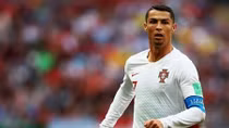 Fan Iran phá giấc ngủ CR7