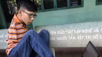 Hành trình vượt khó của chàng trai không tay