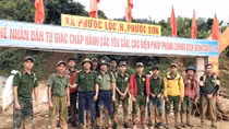 Băng rừng vượt núi cứu dân