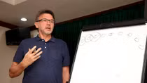 Phillippe Troussier dẫn dắt U18 Việt Nam: “Phù thủy trắng” nâng tầm giấc mơ World Cup