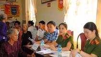 Tình nguyện ra đảo cấp căn cước công dân ngày Chủ nhật
