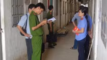 Điều tra vụ vợ chết, chồng bị thương trong phòng trọ
