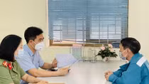 Hai người tung tin thất thiệt về COVID-19 bị phạt 15 triệu đồng