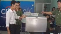 Lập chi nhánh ngân hàng "giả", lừa đảo chiếm đoạt tài sản
