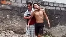 Ngáo đá, cậu bắt 2 cháu gái làm con tin
