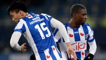 SC Heerenveen thua nhưng cơ hội đang mở ra với Văn Hậu?
